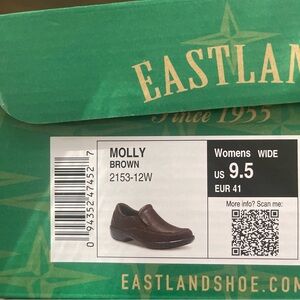 NWT Eastland Molly 9.5 wide‎